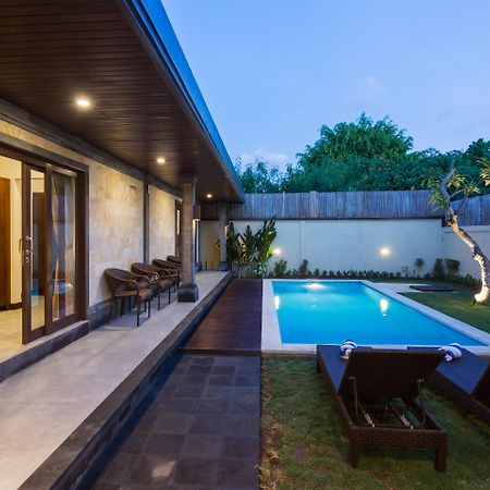 Paisa Villa Seminyak Extérieur photo