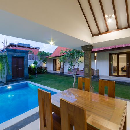 Paisa Villa Seminyak Extérieur photo